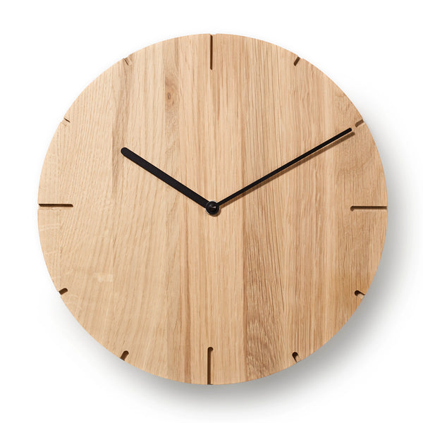 Moderne Holzwanduhr aus massivem Holz - Solide - Natuhr® - www.wanduhr.de