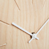 Minimalistische Tisch- und Wanduhr aus massivem Holz - Beam - Natuhr® - www.wanduhr.de